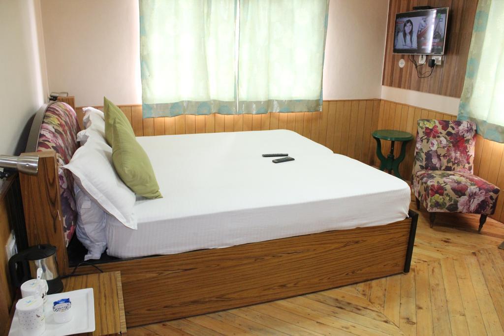 The Cliffe Hotel Mussoorie Luaran gambar